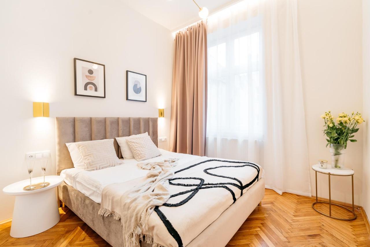 Crystal House - Loftaffair Collection Apartament *